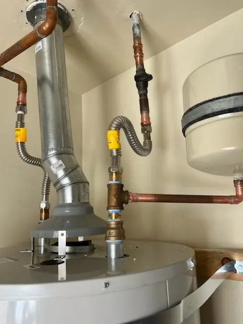 Water heater installation and plumbing repair in Cherokee Forest
